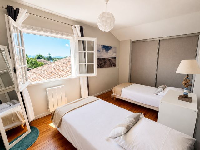 maison à vendre - 5 pièces - 186.0 m2 - ANGLET - 64 - AQUITAINE - Century 21 Indarra