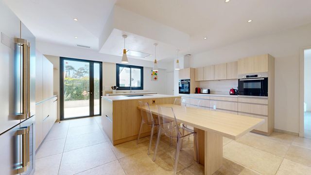 maison à vendre - 5 pièces - 209.0 m2 - ANGLET - 64 - AQUITAINE - Century 21 Indarra