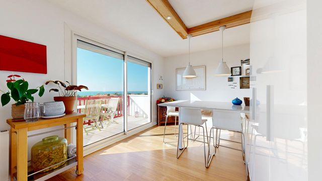 Appartement T5 à vendre - 5 pièces - 136.67 m2 - ANGLET - 64 - AQUITAINE - Century 21 Indarra