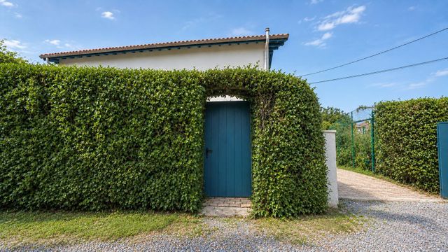 maison à vendre - 18 pièces - 402.0 m2 - ARCANGUES - 64 - AQUITAINE - Century 21 Indarra